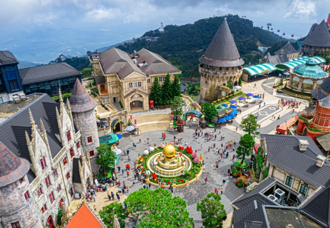 Fantasy Park - nơi huyền thoại Jules Verne sống dậy giữa đỉnh núi mây ngàn